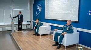 Во Владимире на чемпионате по профессиональному мастерству «Профессионалы» студентам рассказали о работе пожарных