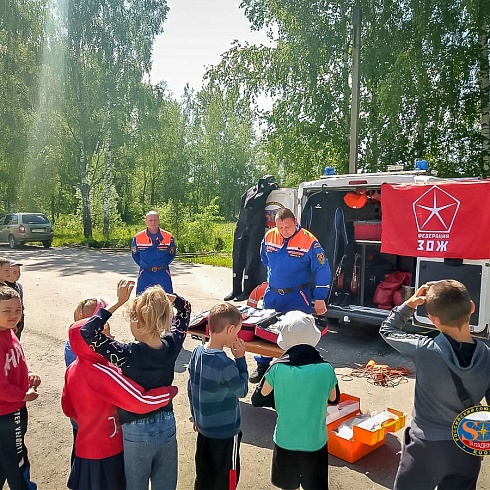 Спасатели Владимирского регионального отделения РОССОЮЗСПАСа провели занятие в школьном оздоровительном лагере «Доброград»