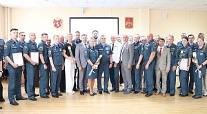 Николай Зацепин поздравил сотрудников государственного пожарного надзора