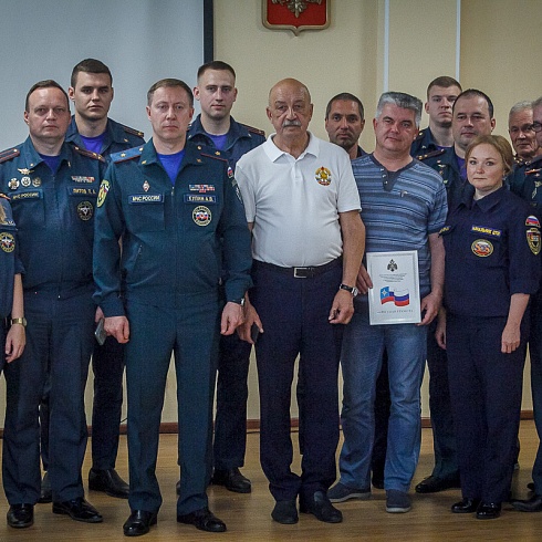 Региональный РОССОЮЗСПАС поздравил с 96-летиием службу государственного пожарного надзора