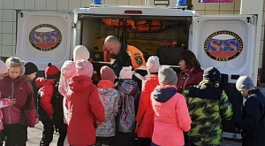 11 октября  спасатели РОССОЮЗСПАСа провели профилактическую беседу по пожарной безопасности с учениками начальных классов Мирновской школы