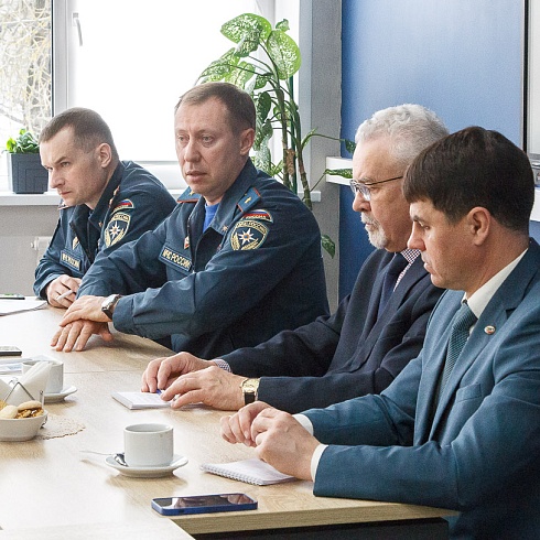 Во Владимирской области прошел круглый стол по обсуждению подготовки пожарных в городских колледжах