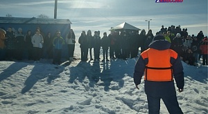 Спасатели РОССОЮЗСПАСа и сотрудники МЧС России провели мастер-класс на водоёме Семязино для владимирских школьников